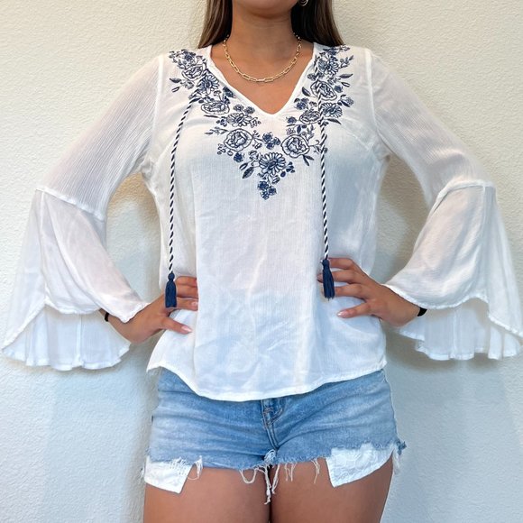 H&M White Blouse with Blue flowers, size 4 - Picture 1 of 7